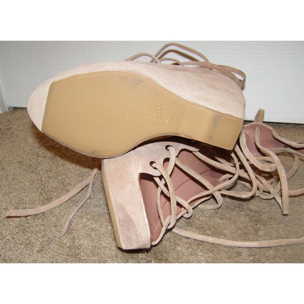 💗 NEW size 40/9-9.5 Alaia Suede Platforms SUPER SEXY - Picture 6 of 8